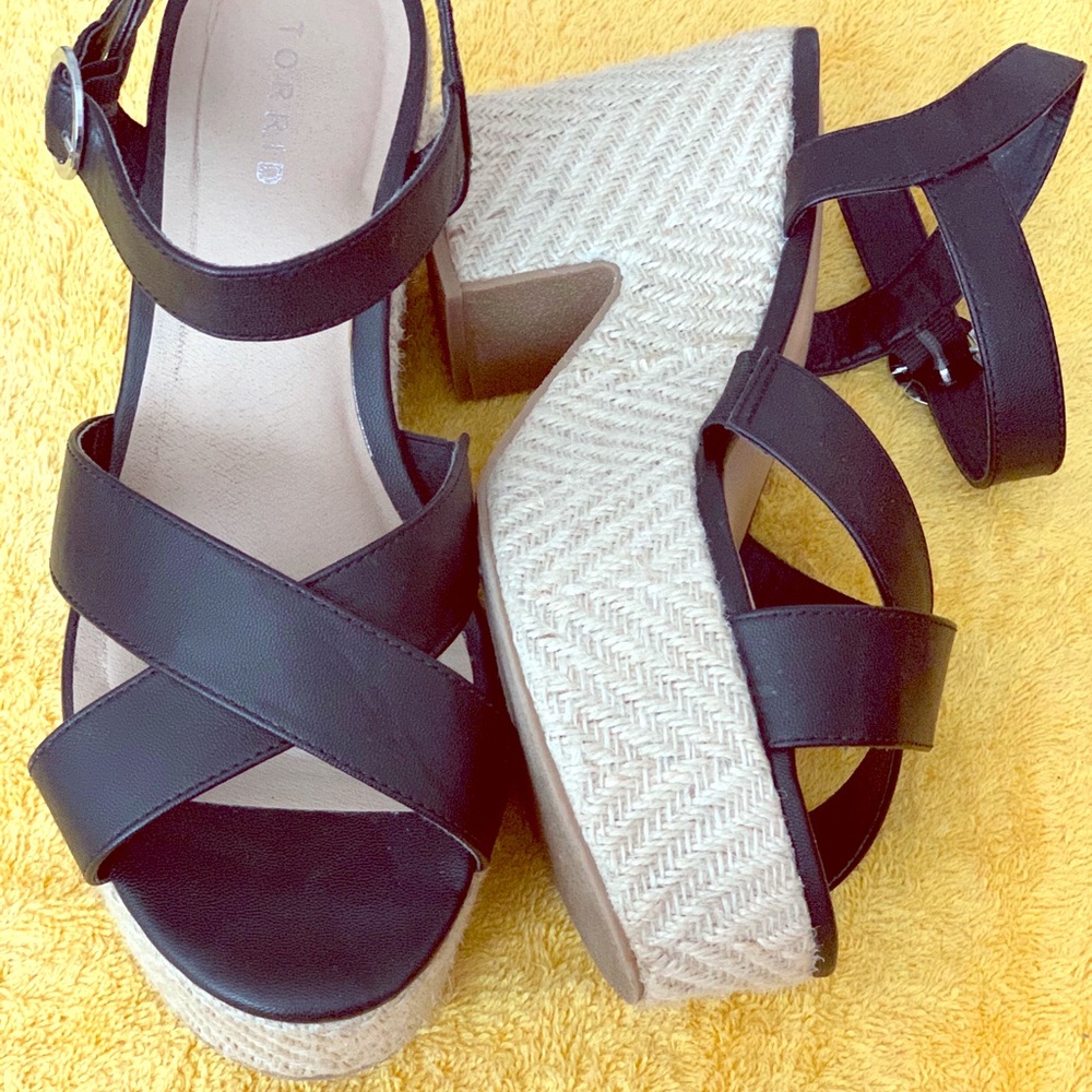 Black and Tan wedges